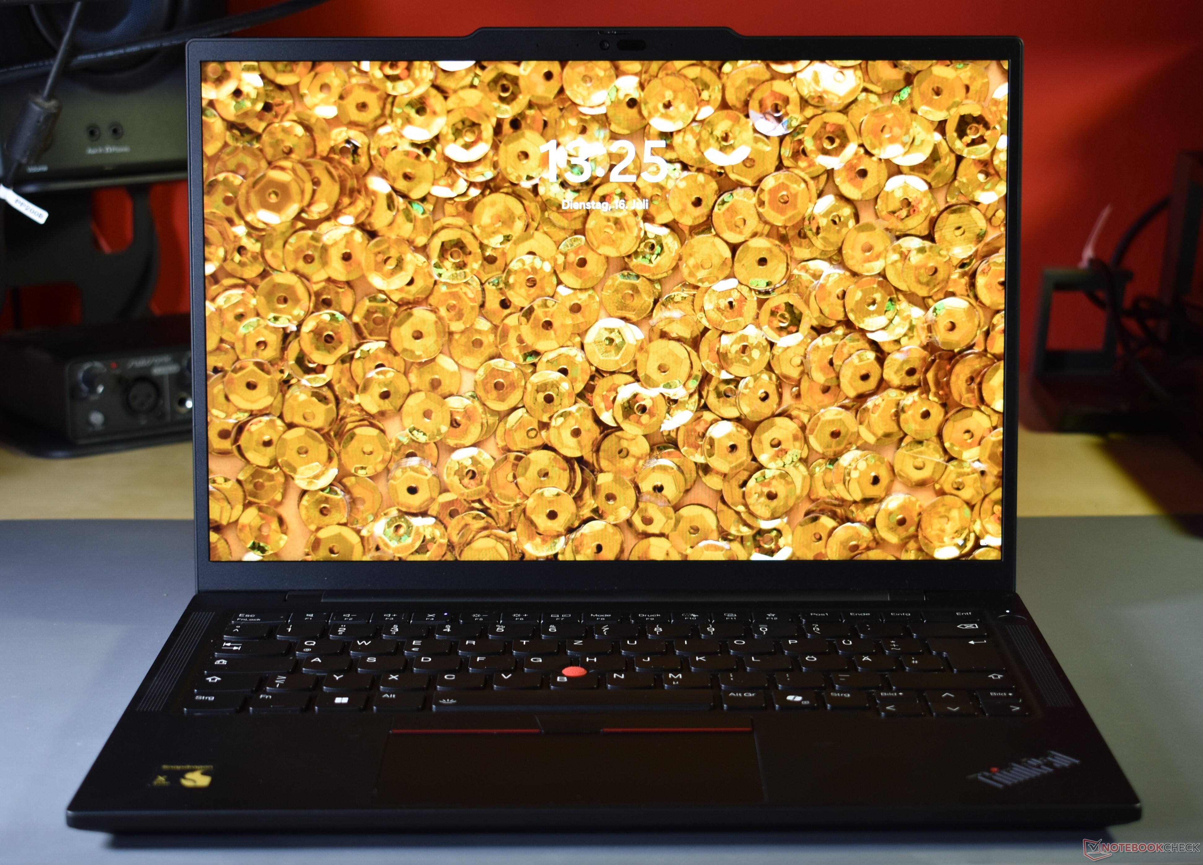 O campeão de duração da bateria Lenovo ThinkPad T14s G6 agora está