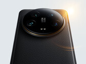 O Xiaomi 15 Ultra pode apresentar uma enorme câmera telefoto de 200 MP, entre outras mudanças; Xiaomi 14 Ultra na foto. (Fonte da imagem: Xiaomi)