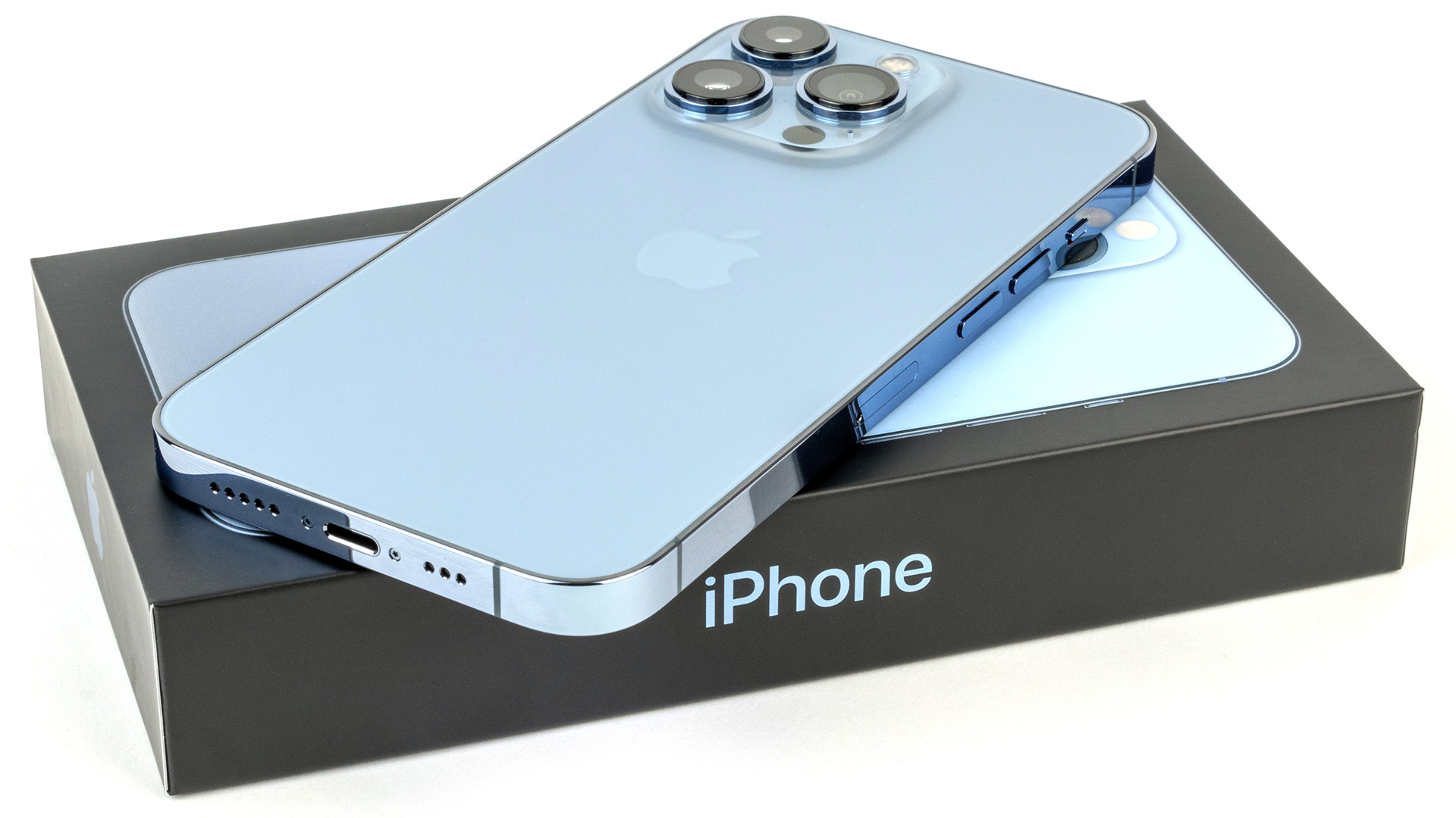 Fora da caixa: iPhone 13 Pro tem primeiro vídeo de unboxing publicado no   