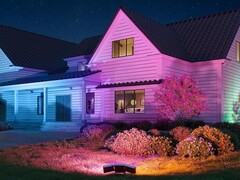 O Triad Flood Light da Govee Outdoor foi lançado mundialmente. (Fonte da imagem: Govee)