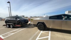 Cybertruck rebocando outro Tesla em um teste de autonomia (imagem: VoyageATX/YT)