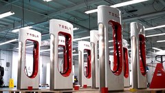 A Tesla pode construir uma estação de Supercharger em 4 dias com pré-fabricados (imagem: Tesla)