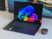 Análise do Lenovo Yoga Slim 7x 14 G9 - Laptop multimídia com Snapdragon X Elite e excelente tela OLED 3K