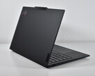 Agora com touchpad Sensel háptico: Lenovo ThinkPad X1 Carbon Gen 13 recebe opção de personalização (fonte da imagem: Benjamin Herzig/Notebookcheck)