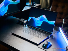 Espera-se que o Razer Blade 18 receba uma atualização Arrow Lake-HX na CES 2025 (fonte da imagem: Notebookcheck)