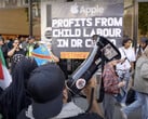 Apple iPhone 16: Protestos ocorreram em todo o mundo durante o lançamento, com Londres destacando as violações dos direitos humanos no Congo e em Gaza (Fonte da imagem: Youtube / Oinat)