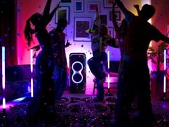 Os produtos JBL PartyLight oferecem efeitos de iluminação sincronizados com música. (Fonte da imagem: JBL)