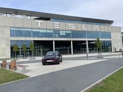 As vendas da Tesla estão diminuindo. Giga Factory Berlin Brandenburg. (Fonte da imagem - Ot, CC BY 4.0, via Wikimedia Commons)