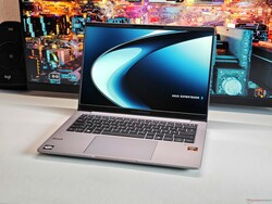 O ExpertBook PM3406 é um laptop de escritório muito bom e acessível