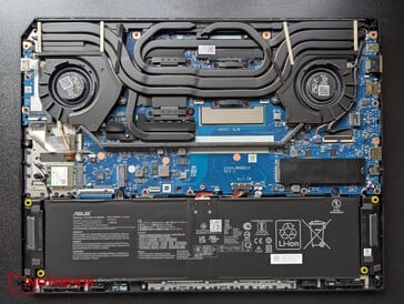 Asus TUF Gaming A16: Parte interna