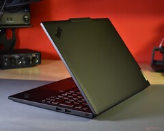 Lenovo ThinkPad T14s Gen 6: A Qualcomm tem o foco errado com o Snapdragon X Elite (fonte da imagem: Notebookcheck)