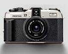 A Pentax 17 é a câmera para entusiastas de filmes, desde que consigam se adaptar ao formato vertical de meio quadro (Fonte da imagem: Ricoh)