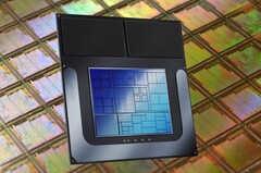 As CPUs Intel Lunar Lake usam o nó N3B da TSMC. (Fonte da imagem: Laura Ockel no Unsplash, Intel, editado)