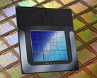 As CPUs Intel Lunar Lake usam o nó N3B da TSMC. (Fonte da imagem: Laura Ockel no Unsplash, Intel, editado)