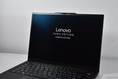 O preço está prestes a cair: Mais opções para o Lenovo ThinkPad X1 Carbon Gen 13 chegando, incluindo telas IPS e CPUs Ultra 5 (fonte da imagem: Benjamin Herzig)