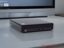 HP Pro Mini 400 G9 com Intel Core i5-13500T em teste - fornecido pela HP Alemanha