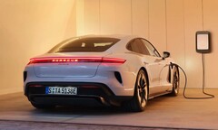 A Porsche abandona a ideia de incluir câmbio falso nas ofertas de EV. (Fonte da imagem: Porsche)