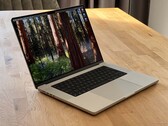 O Apple MacBook Pro 16 (Fonte da imagem: Notebookcheck)