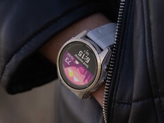 A versão beta 19.38 está sendo lançada via OTA para o Garmin Fenix 7 e smartwatches relacionados. (Fonte da imagem: Garmin)