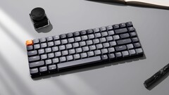 O novo Keychron K3 QMK V3 apresenta uma série de novas atualizações para agradar tanto aos entusiastas de teclados quanto aos usuários de produtividade móvel. (Fonte da imagem: Keychron)