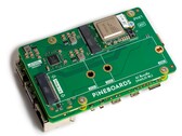 Pacote de IA: A placa de expansão com seu slot SSD e módulo AI é montada sob o Raspberry Pi. (Fonte da imagem: Pineboards)