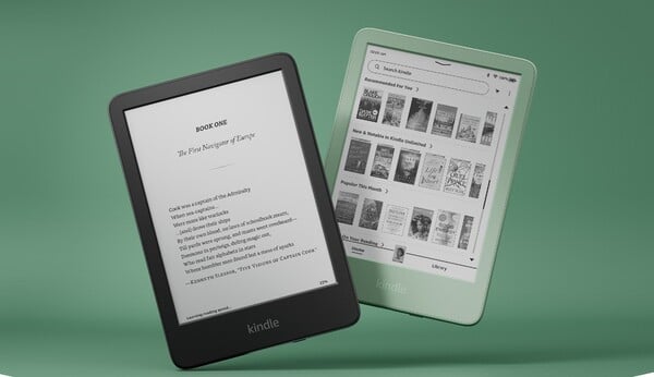 A edição 2024 do Kindle básico está disponível em preto e Matcha. (Fonte da imagem: Amazon)