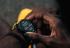 A última atualização da Garmin para o Forerunner 965 se concentra na correção de bugs. (Fonte da imagem: Garmin)