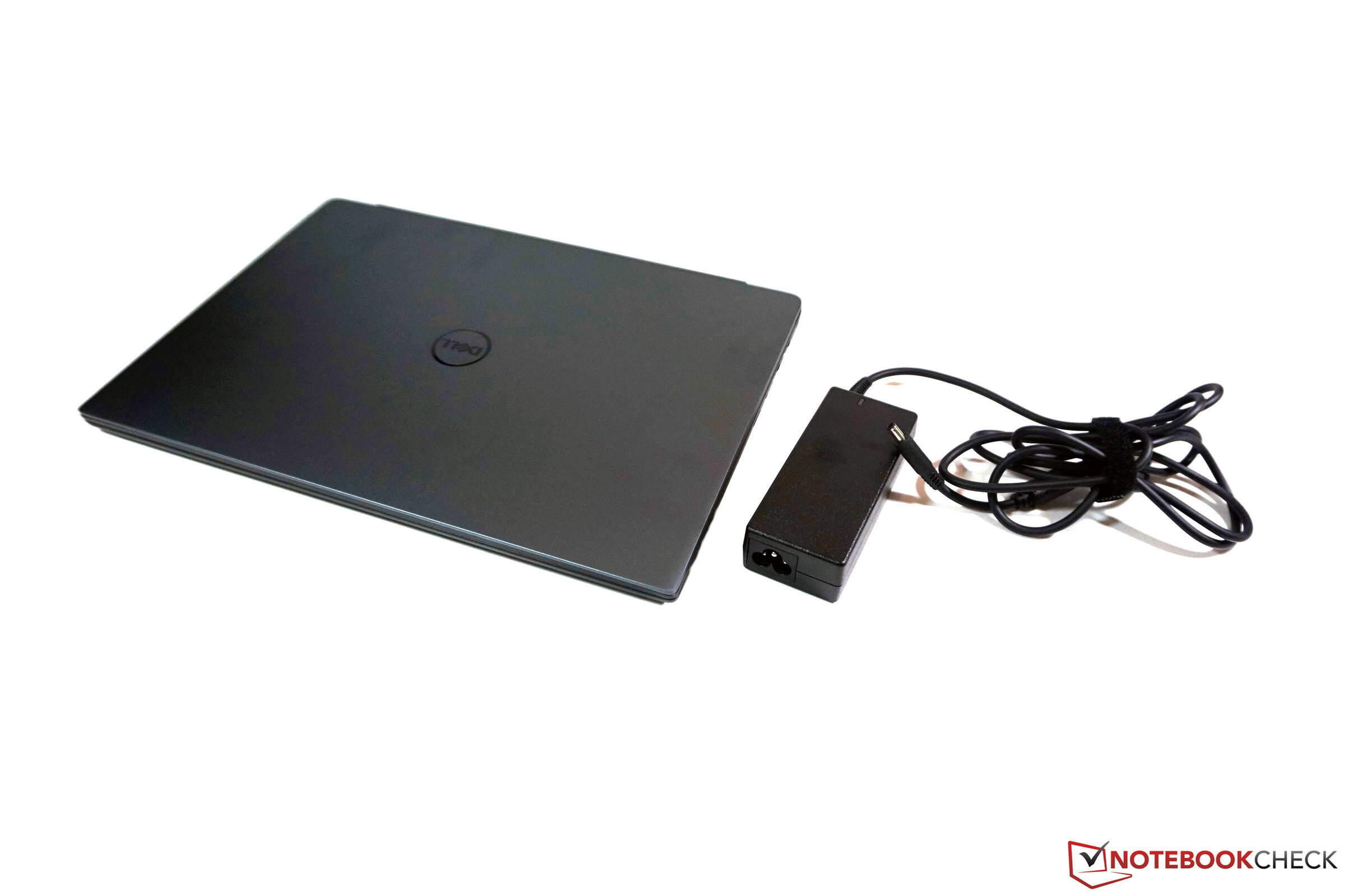 Dell Vostro 14 5490: Laptop comercial com GPU dedicado em revisão