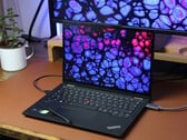 Análise do laptop Lenovo ThinkPad X13 2 em 1 Gen 5: O sucessor do conversível Yoga de alto desempenho