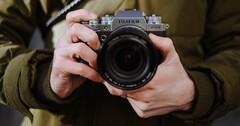 A próxima geração de câmeras da Fujifilm pode ter um sensor significativamente menor do que a variedade típica APS-C X-Trans encontrada na linha de câmeras X-T. (Fonte da imagem: Fujifilm) 