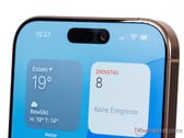 O Dynamic Island pode permanecer como está na série iPhone 17. (Fonte da imagem: Notebookcheck)