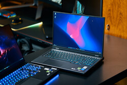 O Lenovo Legion Pro 5i, fornecido pela