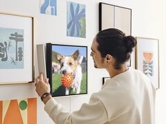 O Samsung Music Frame é um alto-falante sem fio Dolby Atmos de 6 alto-falantes que pode ser montado como um porta-retratos ou usado como alto-falantes independentes para TVs, PCs e telefones. (Fonte: Samsung)