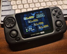 O GKD Bubble deve seu design ao SEGA Game Gear. (Fonte da imagem: Z-Pocket Game)