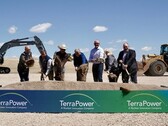 Bill Gates na cerimônia de inauguração do reator Natrium refrigerado a sódio da TerraPower em Kemmerer, Wyoming. (Fonte: Blog de Bill Gates)