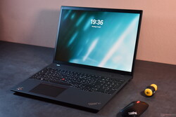 em análise: Lenovo ThinkPad T16 G2 AMD, dispositivo de análise fornecido pela