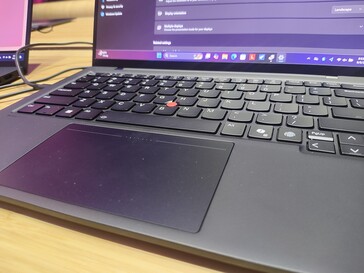 Lenovo ThinkPad X1 Carbon Gen 13 Aura Edition: Touchpad (fonte da imagem: Benjamin Herzig)