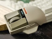 Análise prática do Lofree Touch PBT: Mouse elegante com esquisitices sem fio