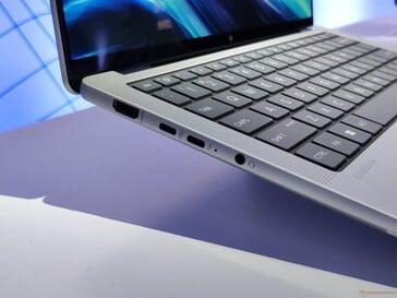 HP EliteBook X G1a: Portas à esquerda (fonte da imagem: Benjamin Herzig)