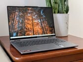 Análise do Lenovo Yoga 7 2-em-1 14AHP9: Conversível rápido de médio porte prejudicado por uma tela fraca