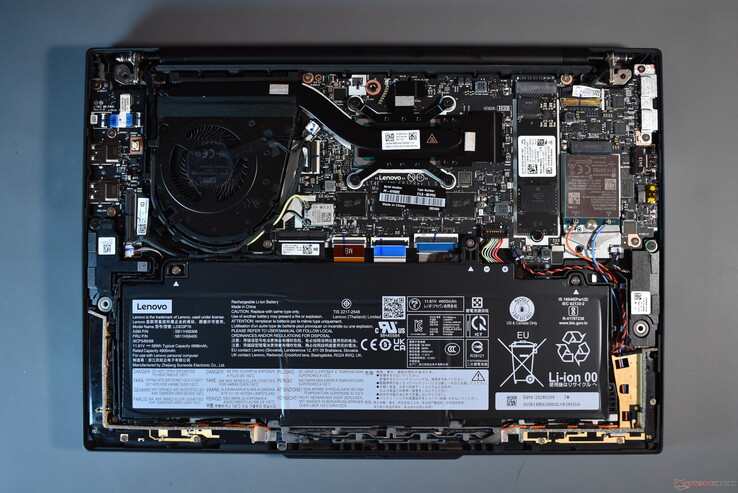 Lenovo ThinkPad T14s Gen 5: Parte interna