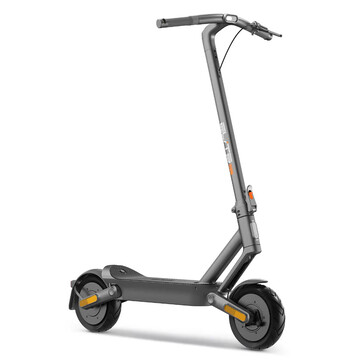 A scooter EliteMax...