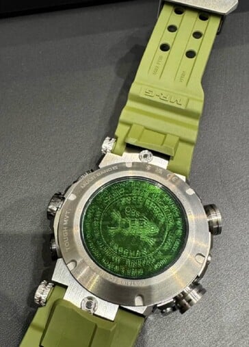 Um logotipo Frogman gravado na parte de trás da caixa. (Fonte da imagem: Great G-Shock World)