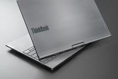 O ThinkBook Auto Twist é mais um conceito do que um produto completo. (Fonte da imagem: Lenovo)