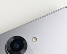 O Galaxy Z Fold6 parece ter um compartimento de câmera maior do que seu antecessor. (Fonte da imagem: @UniverseIce)