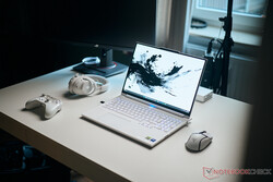 O Legion 7 16IAX10 é um excelente jogador ultraportátil