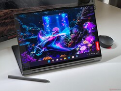 O Yoga 9 14 2em1 G10 é um sólido laptop conversível
