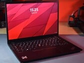 Análise do laptop Lenovo ThinkPad X13 Gen 4 AMD: Máquina Ryzen compacta com desempenho medíocre