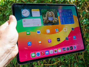 Usando o Apple iPad Pro 13 no exterior