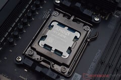 CPU AMD em um soquete de placa-mãe para desktop